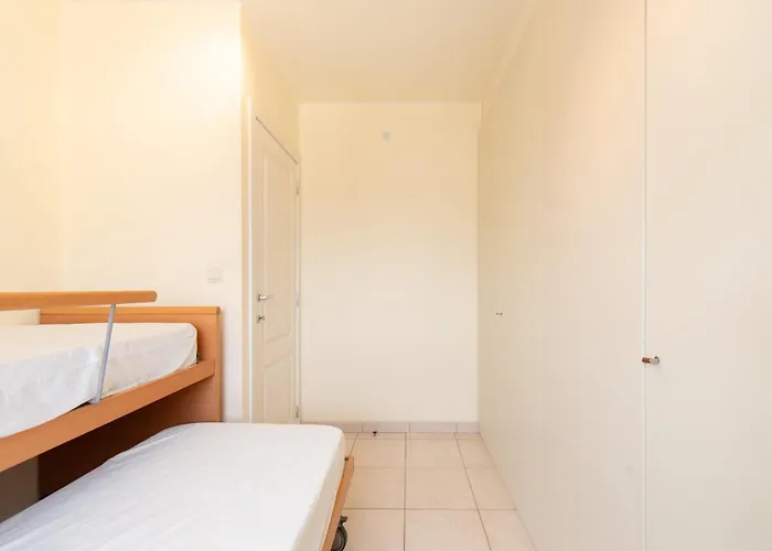 Apartment In Mariakerke With Stunning Sea Views *